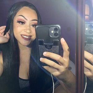 Meet your Posher, Lacey